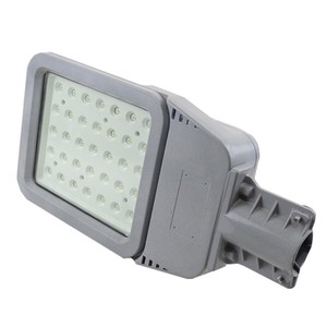 Lámpara de Calle LED a Prueba de Explosiones BZD129 de 120W, Nema 4X T4, Garantía de 5 Años - Product Image 1