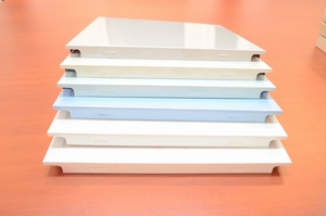 Panel de Techo Cuadrado Acústico de Aluminio para Pasillos de Oficinas y Áreas Públicas - Product Image 2