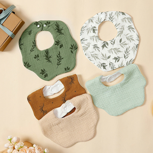 Babero de Bebé de una Pieza de 24x25cm, 6 Capas de Muselina de Algodón, Suave y Absorbente, Diseño de Bandana con Forma de Pétalo y Patrón de Plantas - Product Image 3