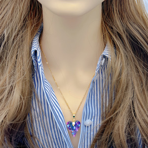 Collier avec pendentif en cristal en forme de cœur irisé Evil Eye, 3,5 cm, pour femmes, à porter au quotidien - Product Image 2