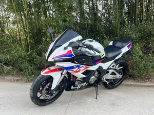 Motocicleta de Carreras Usada Estilo BMW RR, Moying 450R 450cc, Moto Deportiva de Alto Rendimiento, Apariencia Elegante, Fabricada en China - Product Image 2