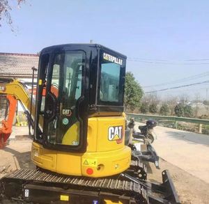 Mini-excavatrice Caterpillar CAT303E d'occasion certifiée CE, 3 tonnes, excavatrice hydraulique sur chenilles avec moteur Cummins et pompe Caterpillar - Product Image 6