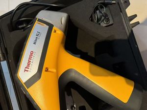 Spectromètre portable de haute précision Test de métal/alliage détecte la pureté de l'or élémentaire Spectromètre XRF Analyse instantanée des métaux - Product Image 2