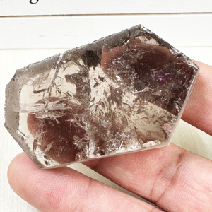 Cuarzo Ahumado al por Mayor en Rodajas [Estilo Boho] Rayado Pulido Irregular Cristalino para Atraer la Abundancia Piedra Decorativa Tallada en Lascas Mineral - Product Image 3