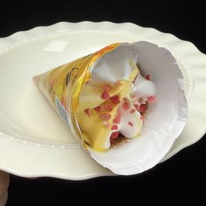 Cornets de crème glacée croustillants aux fruits surgelés pour importateurs – Vente en gros - Product Image 1