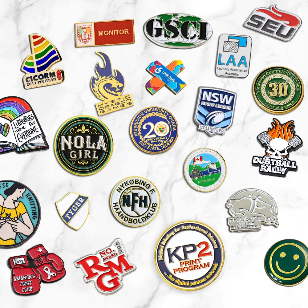 20 tahun produsen pin Fashion kustom Logo logam lencana bros keras lembut Enamel pin Lapel pin untuk pakaian dekoratif