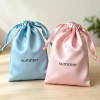 Sac en satin doux personnalisé avec logo imprimé, sacs en soie, pochette anti-poussière en satin avec cordon de serrage, sac personnalisé pour perruques, extensions de cheveux, emballage pour cheveux