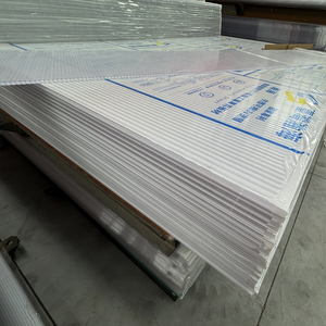 Placa Hueca de <span class=keywords><strong>Policarbonato</strong></span> Industrial al por Mayor para Techos y Paredes 2100x6000mm Azul Transparente 4-20mm con Recubrimiento UV Ecológico para Exteriores - Product Image 4