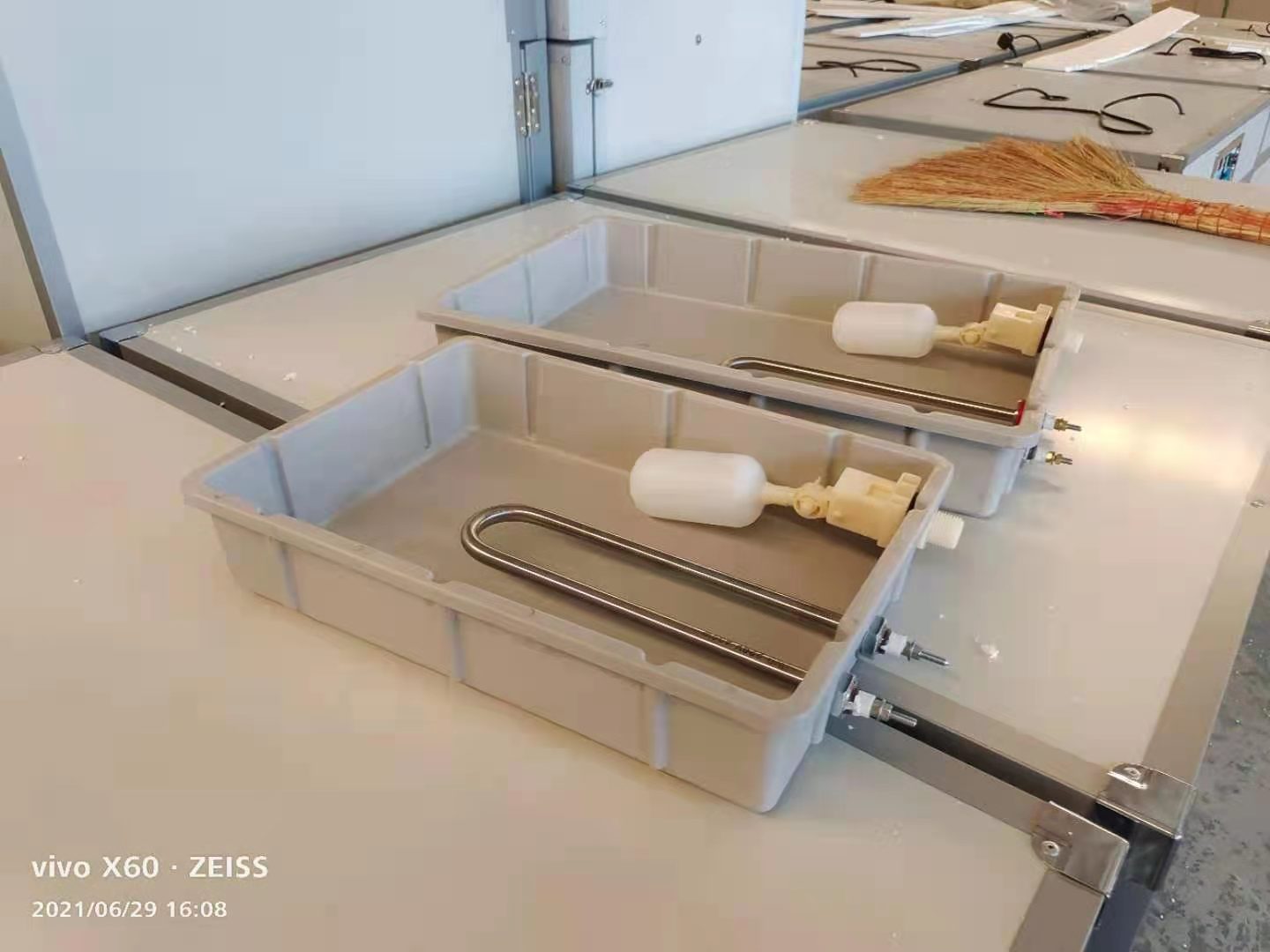 egg incubator humidifier