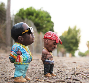 도매 레진 수공예품 타투 아티스트 조각상 테이블 장식 블라인드 박스 힙합 랩 바블 헤드 인형 - Product Image 1