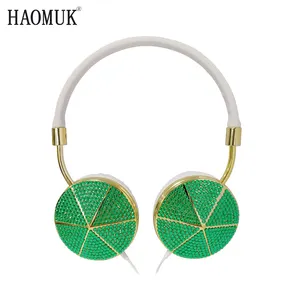 Ear shell polygonal design Diamond graphic design headphones with windows box choice for kids