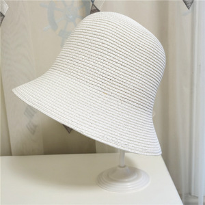 Vente en gros de chapeaux de paille tissés pliables de protection solaire pour femmes chapeaux de seau d'été casquettes de plage en plein air - Product Image 3