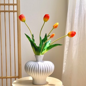 Bouquet de tulipes artificielles Qingyu Chronicle en caoutchouc souple, fait main, pour décoration de mariage et ornement floral de salon - Product Image 4