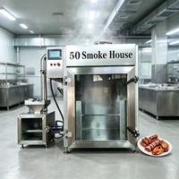 Four à fumage commercial haut de gamme au bois pour la transformation de la viande à grande échelle, fumoir industriel robuste