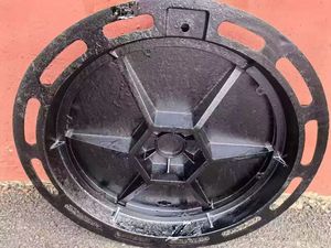 יצרן מקצועי maxin עמיד רקיע ברזל יצוק בסיס דגם d400 שחור ביטומן משטח כביש - Product Image 5