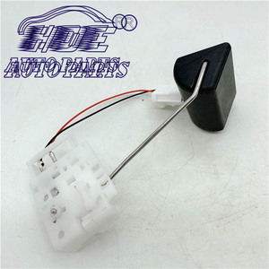 83320-13200 8332013200 Vente en gros de pièces automobiles HDE Capteur de niveau de carburant pour Toyota Corolla - Product Image 4