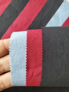 Tessuto in Cotone Popeline 40S Pronto <span class=keywords><strong>per</strong></span> la Consegna, 126gsm, Tessuto Morbido e Traspirante <span class=keywords><strong>per</strong></span> Camicie - Product Image 2