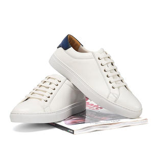 Scarpe Classiche Retrò da Uomo in Vera Pelle, Bianche, con Suola Piatta da 3 cm, Comode per Camminare - Product Image 5