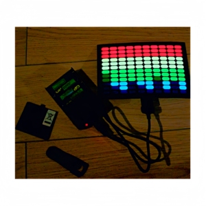 <span class=keywords><strong>Autocollant</strong></span> de <span class=keywords><strong>voiture</strong></span> EL avec flash activé par le son. Synchronise avec la musique de l'autoradio. La synchronisation son-licht transforme votre verre en spectacle de lumière dynamique - Product Image 5