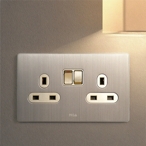 MGA Factory Nuevo diseño 250V <span class=keywords><strong>Twin</strong></span> UK Switched Socket Silver & Gold Alta calidad y larga vida útil con logotipo personalizado - Product Image 5