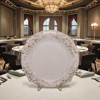 Assiette de présentation ronde classique en plastique PP de 13 pouces, motif végétal, peinte à la main, faite à la main, en vrac, pour la décoration de fêtes et de mariages