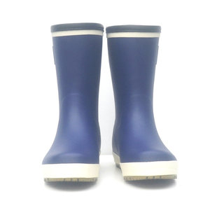 <span class=keywords><strong>Bottes</strong></span> <span class=keywords><strong>de</strong></span> pluie en caoutchouc chaudes <span class=keywords><strong>de</strong></span> haute qualité, mi-hautes, légères, doublées en peluche, chaussures imperméables pour l'hiver, vente en gros directe usine - Product Image 3