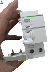 เซ็นเซอร์ควบคุม PLC กระแสไฟตกค้าง ของแท้ใหม่เอี่ยม 2P - Product Image 1