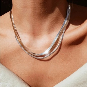 Collar de Cadena Plana de Acero Inoxidable con Baño de Oro de Alta Calidad, Estilo Espiga, para Hombre y Mujer - Product Image 4