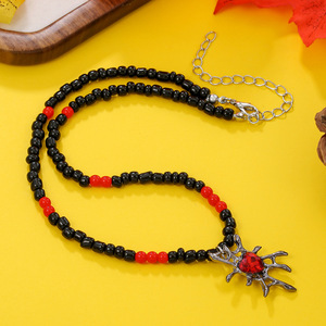 Collar de Estilo Gótico Europeo Americano con Telaraña, Cuentas Negras y Rojas, Joyería para Fiesta de Halloween, Cadena para Clavícula, Collar de Cuentas para Suéter - Product Image 1