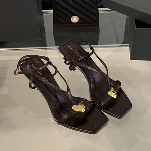 Sandales d'été 2025 pour femmes avec nœud en cristal doré, talon épais et boucle de cheville, chaussures à talons hauts rehaussantes - Product Image 2