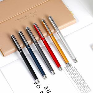 Stylo à bille professionnel de haute qualité avec logo personnalisé pour la réception d'hôtel, en métal durable, encre noire 0,5 mm - Product Image 2