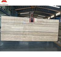 Carreaux muraux italiens naturels en travertin gris argenté, coupés à la taille Prix du marbre travertin gris italien poli pour feuille de mur