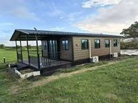 Maison préfabriquée pliable et extensible de 40 pieds, résistante aux ouragans, isolée, 2 chambres, insonorisée, mobile, vérifiée en Australie