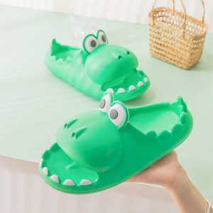 Pantoufles d'intérieur antidérapantes pour hommes et femmes, pantoufles de plage unisexes EVA mignonnes de dessin animé 2022 - Product Image 6