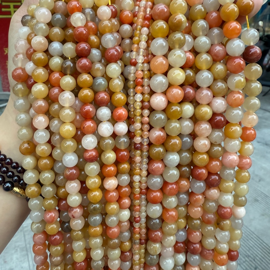 Giada di seta dorata