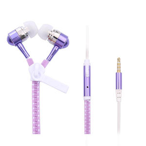 Audífonos Intrauditivos Deportivos con Sonido de Bajos, Chipset JL, Cable de 3.5 <span class=keywords><strong>mm</strong></span>, Resistentes al Agua IPX-7, con Luz Luminosa y Micrófono - Product Image 4