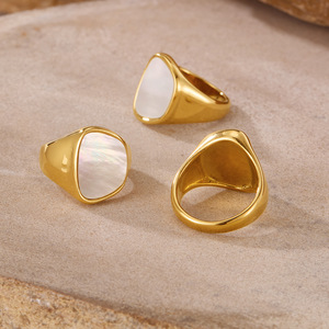 Anillo de acero inoxidable y titanio con diseño de concha, estilo europeo y americano, personalizado, versátil y elegante para mujer. - Product Image 2
