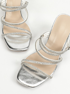 แฟชั่นฤดูร้อน 2024 รองเท้าส้นสูงแบบใหม่ สวมได้สองแบบ รองเท้าส้นสูงสำหรับออกงานกลางคืน - Product Image 5