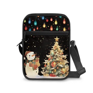 OUTSIDE Bolso bandolera con estampado de muñeco de nieve navideño, bolso mensajero ligero para hombres, uso diario, compatible con computadora de 8 pulgadas - Product Image 1