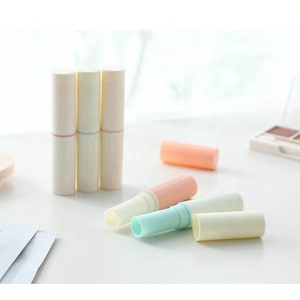 Nhựa Cổ Chất Lượng Cao Son Dưỡng Môi Ống Tùy Chỉnh Thấp MOQ <span class=keywords><strong>Lip</strong></span> <span class=keywords><strong>Balm</strong></span> <span class=keywords><strong>Container</strong></span> Cho Bán Buôn - Product Image 1