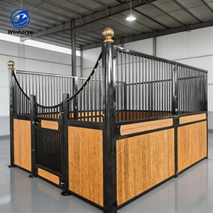 Box de Luxe Personnalisé pour Chevaux – Écurie Modulaire avec Barres en Acier pour Ferme, Centre Équestre – Facile à Nettoyer - Product Image 1