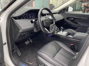 Coche <span class=keywords><strong>Range</strong></span> <span class=keywords><strong>Rover</strong></span> <span class=keywords><strong>Evoque</strong></span> usado <span class=keywords><strong>LAND</strong></span> <span class=keywords><strong>ROVER</strong></span> <span class=keywords><strong>Evoque</strong></span> L 249PS R-Dynamic SE Deluxe Edition 5 puertas 5 asientos gasolina coche compacto Suv - Product Image 3