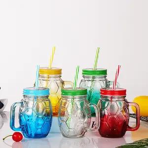 Botellas para beber con asa Agujero de paja Burbuja de fútbol Taza de tarro de albañil de vidrio de 16 OZ para bebidas frías