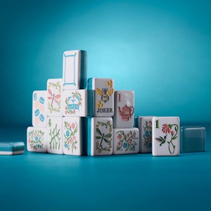Juego de Mahjong Americano de Lujo con 160 Fichas, Serie Garden Party, Fondo Azul con Abejas, Grabado en 2 Capas, Perlas de Lujo, Miss Christmas - Product Image 2