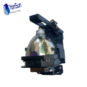 Đèn chiếu ET-LAX100 ban đầu với nhà ở cho <span class=keywords><strong>PT</strong></span>-AX200E - Product Image 4