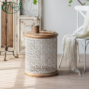 โต๊ะกาแฟสไตล์คันทรีอเมริกัน หน้าไม้แกะสลัก ดีไซน์เรโทร โต๊ะข้างห้องนั่งเล่นแบบดิสเทรส - Product Image 1