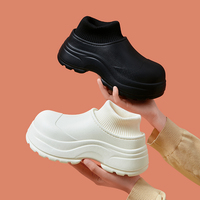 Sabots Fourrés Moumoutes pour Femmes, Bottes d'Hiver Imperméables à Plateforme Douillette, Chaussures en Coton à Semelle Épaisse Chaudes pour Extérieur, Sandales d'Infirmière en Coton