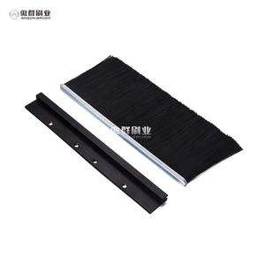 Brosse <span class=keywords><strong>en</strong></span> <span class=keywords><strong>bois</strong></span> pour porte de <span class=keywords><strong>Garage</strong></span> coulissante, bas de porte à rouleau coudé, Clip sur joint de balayage de brosse pour Guides de porte à rouleau, support de bouchon anti-poussière 30mm - Product Image 6