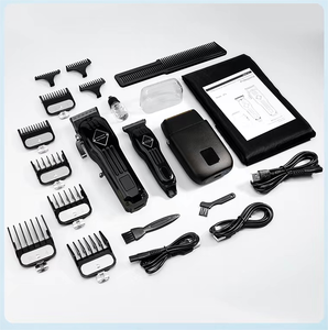 Set <span class=keywords><strong>Professionale</strong></span> 3 in 1 per Taglio Capelli 973 con Display LCD, Trimmer per Capelli e <span class=keywords><strong>Rasoio</strong></span> <span class=keywords><strong>Elettrico</strong></span> in Metallo, 4 Colori - Product Image 4
