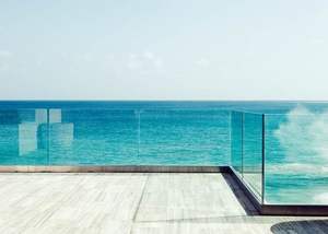 Ringhiere da Esterno con Pannelli in Vetro Balaustra in Vetro Senza Telaio con Canale a U per Balcone dalla Fabbrica di Foshan - Product Image 3